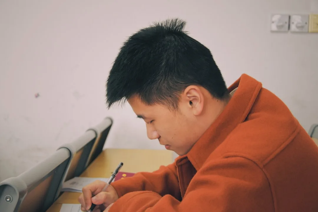 student analyzing logistics data